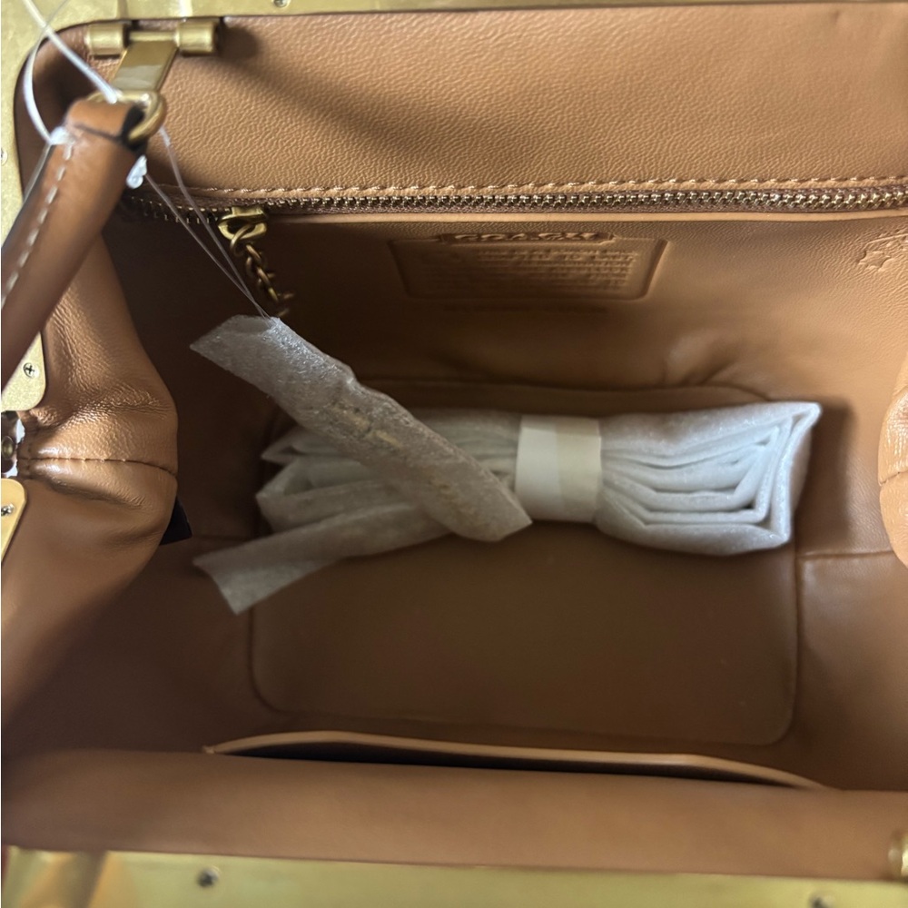 Coach Jacquard Kisslock Frame Bag 16 from the candy crystal collection - Picture 4 of 5